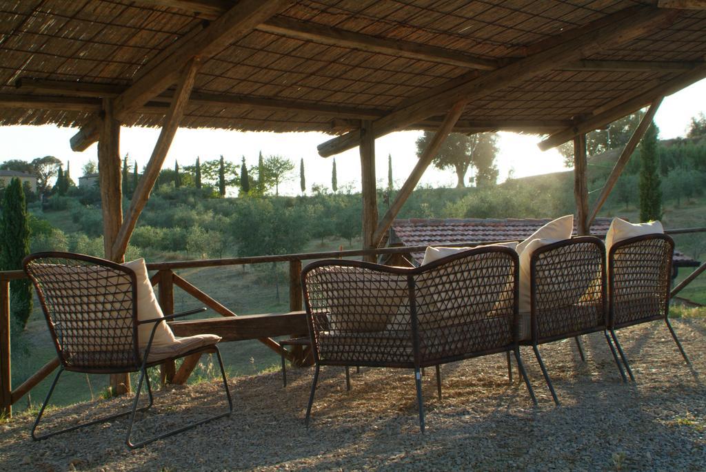 Agriturismo Podere Alberese Asciano Exterior photo