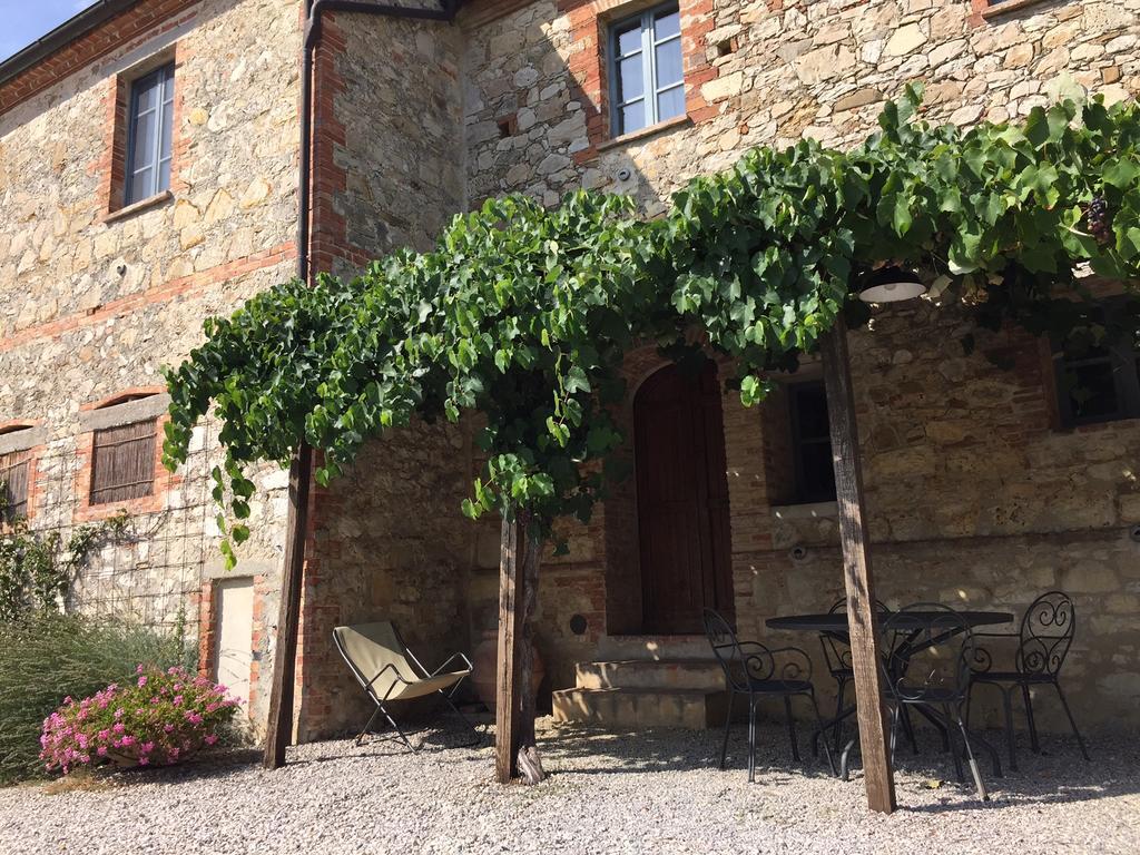 Agriturismo Podere Alberese Asciano Room photo
